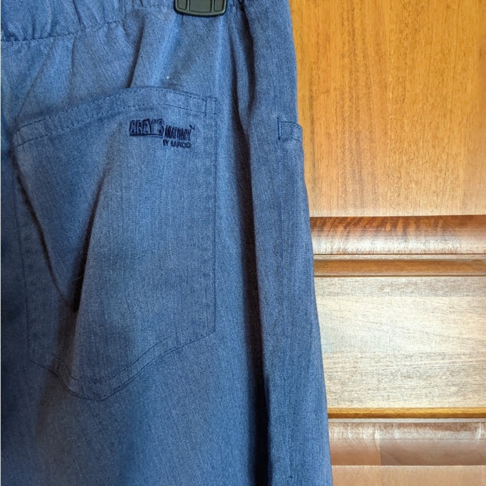 Greys anatomy excellent condition. XSMALL PETITE scrub bottoms
